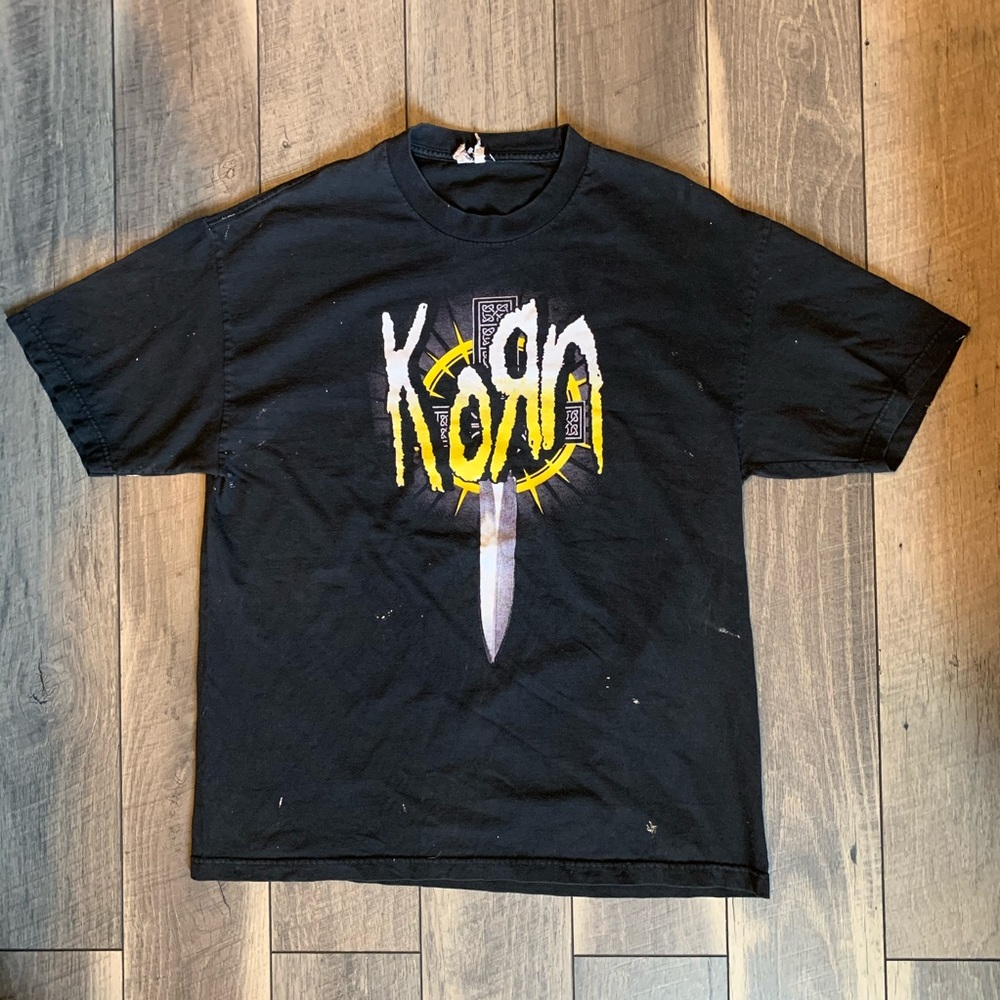 Distressed Retro Korn T-Shirt